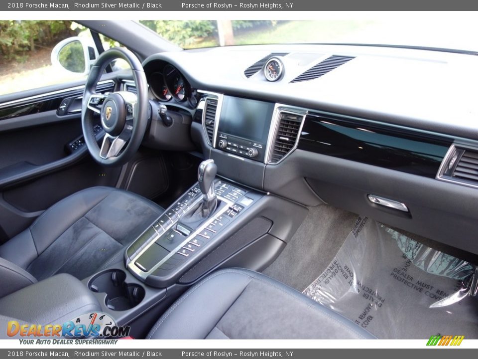 2018 Porsche Macan Rhodium Silver Metallic / Black Photo #13