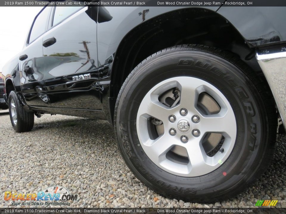 2019 Ram 1500 Tradesman Crew Cab 4x4 Diamond Black Crystal Pearl / Black Photo #3