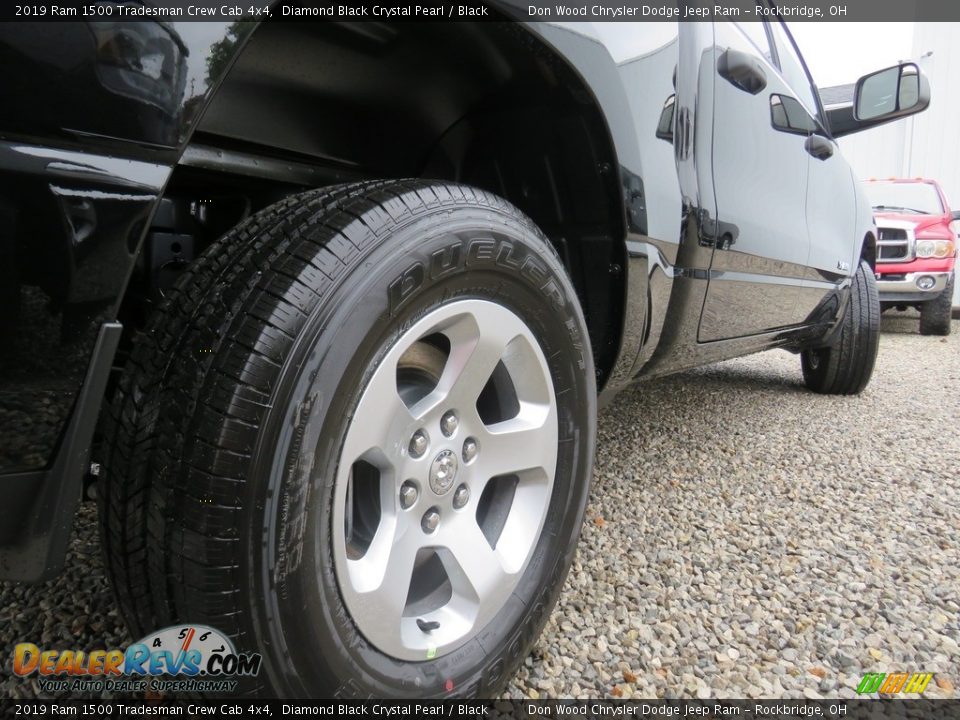 2019 Ram 1500 Tradesman Crew Cab 4x4 Diamond Black Crystal Pearl / Black Photo #14