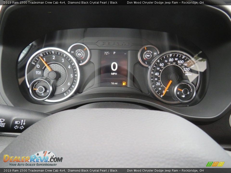 2019 Ram 1500 Tradesman Crew Cab 4x4 Diamond Black Crystal Pearl / Black Photo #32