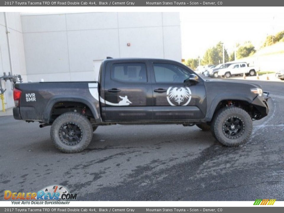 2017 Toyota Tacoma TRD Off Road Double Cab 4x4 Black / Cement Gray Photo #7