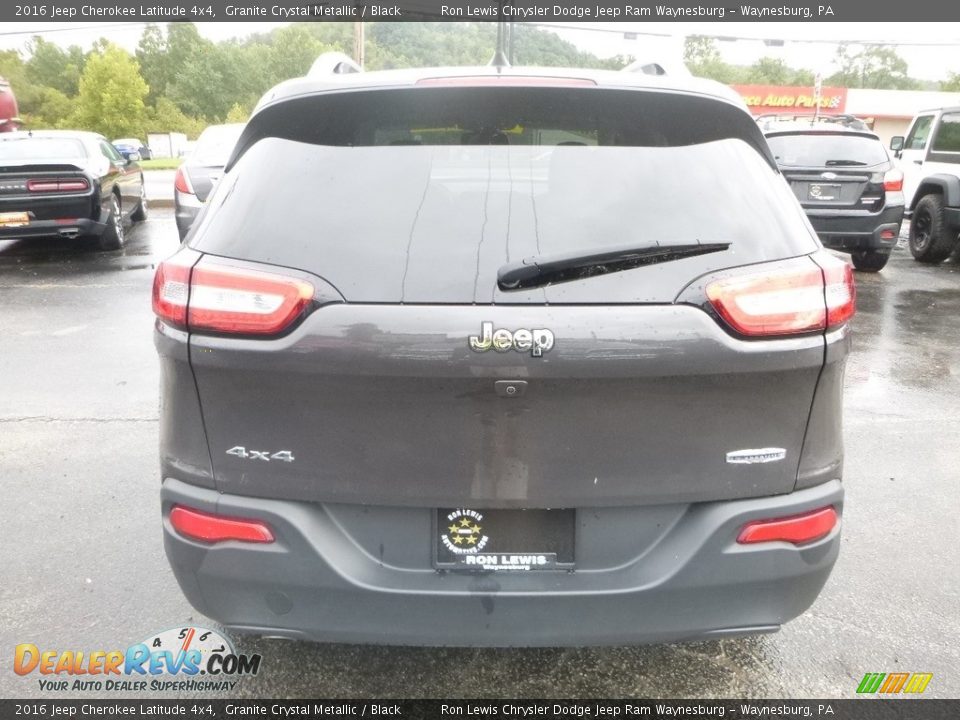 2016 Jeep Cherokee Latitude 4x4 Granite Crystal Metallic / Black Photo #4