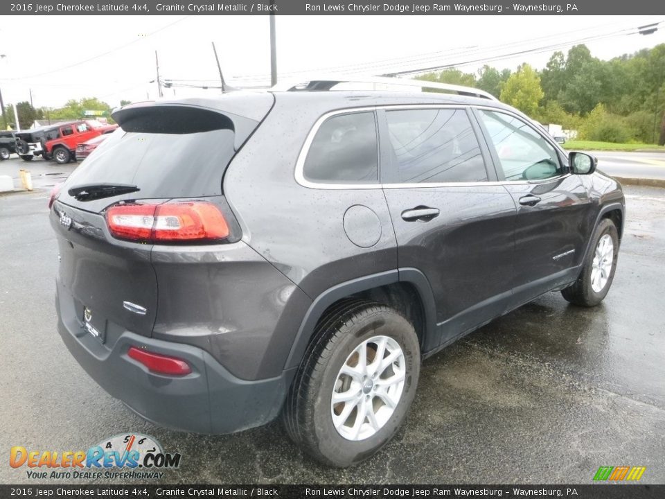 2016 Jeep Cherokee Latitude 4x4 Granite Crystal Metallic / Black Photo #5