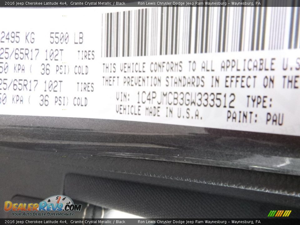 2016 Jeep Cherokee Latitude 4x4 Granite Crystal Metallic / Black Photo #15