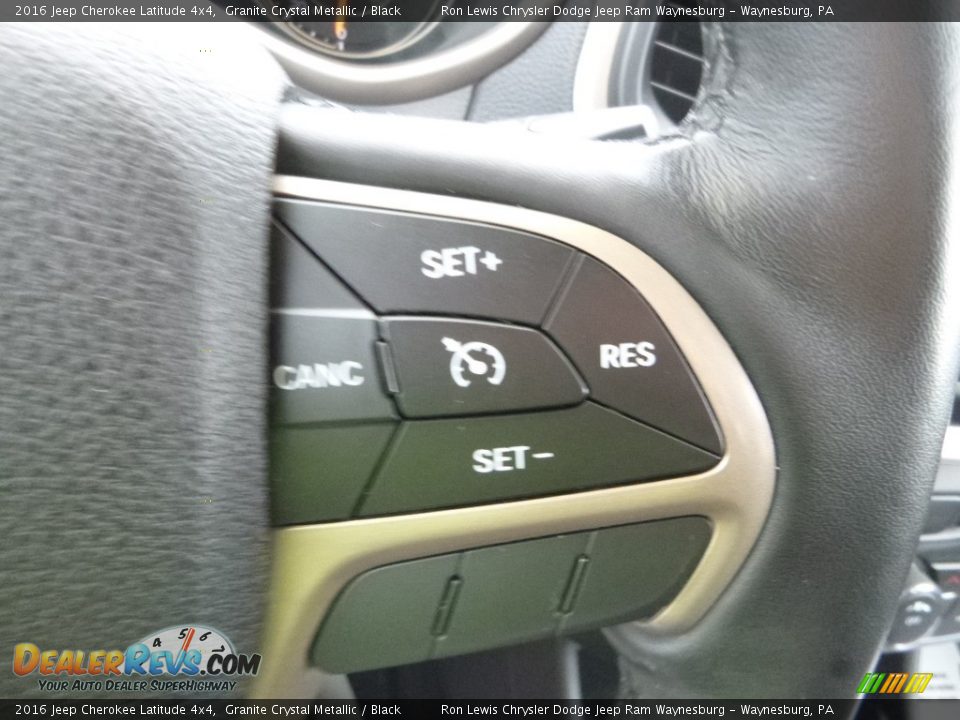 2016 Jeep Cherokee Latitude 4x4 Granite Crystal Metallic / Black Photo #19