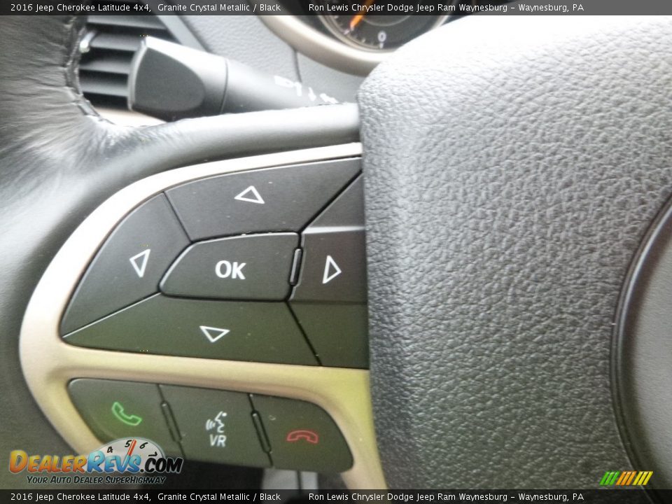 2016 Jeep Cherokee Latitude 4x4 Granite Crystal Metallic / Black Photo #20