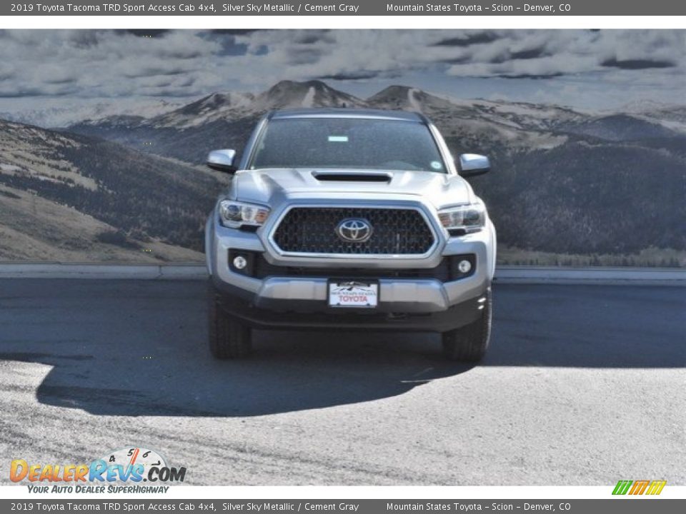 2019 Toyota Tacoma TRD Sport Access Cab 4x4 Silver Sky Metallic / Cement Gray Photo #2