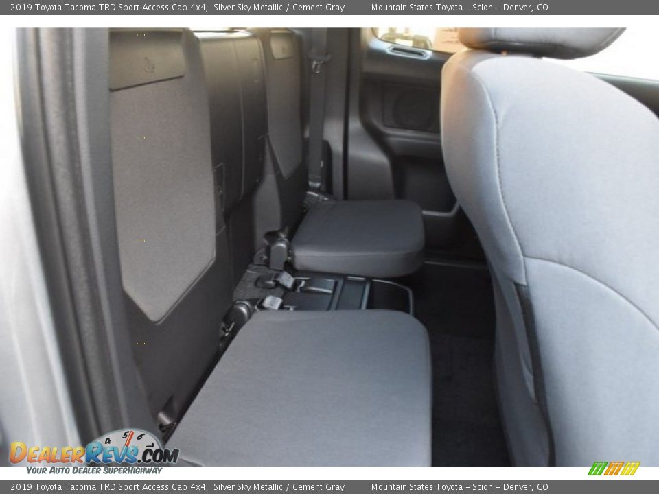 2019 Toyota Tacoma TRD Sport Access Cab 4x4 Silver Sky Metallic / Cement Gray Photo #18