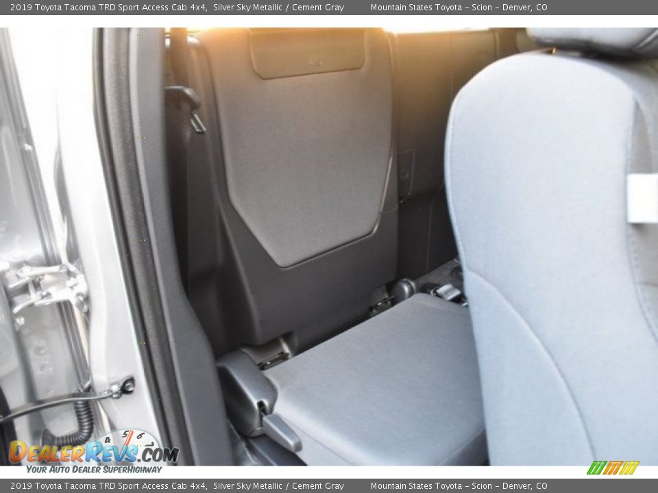 2019 Toyota Tacoma TRD Sport Access Cab 4x4 Silver Sky Metallic / Cement Gray Photo #19