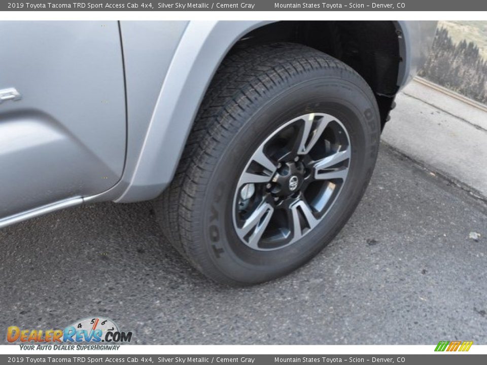 2019 Toyota Tacoma TRD Sport Access Cab 4x4 Silver Sky Metallic / Cement Gray Photo #35