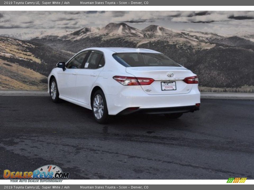 2019 Toyota Camry LE Super White / Ash Photo #3