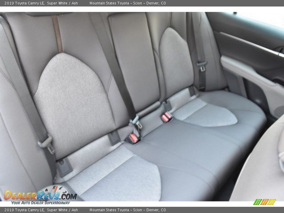 2019 Toyota Camry LE Super White / Ash Photo #19