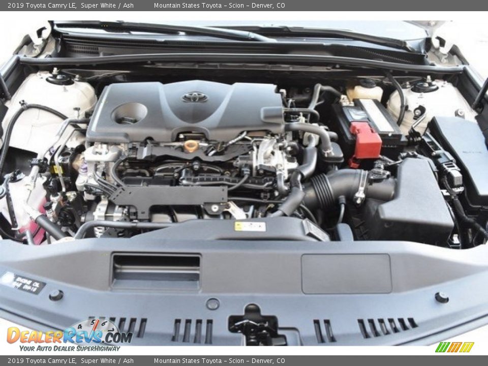 2019 Toyota Camry LE Super White / Ash Photo #31