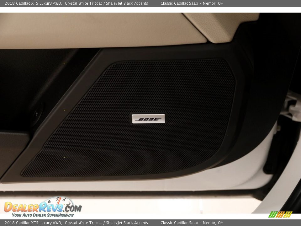 2018 Cadillac XTS Luxury AWD Crystal White Tricoat / Shale/Jet Black Accents Photo #7