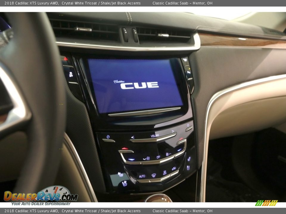 2018 Cadillac XTS Luxury AWD Crystal White Tricoat / Shale/Jet Black Accents Photo #9