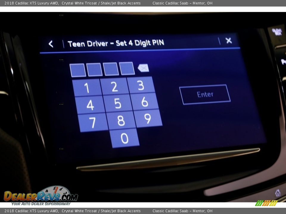 2018 Cadillac XTS Luxury AWD Crystal White Tricoat / Shale/Jet Black Accents Photo #19