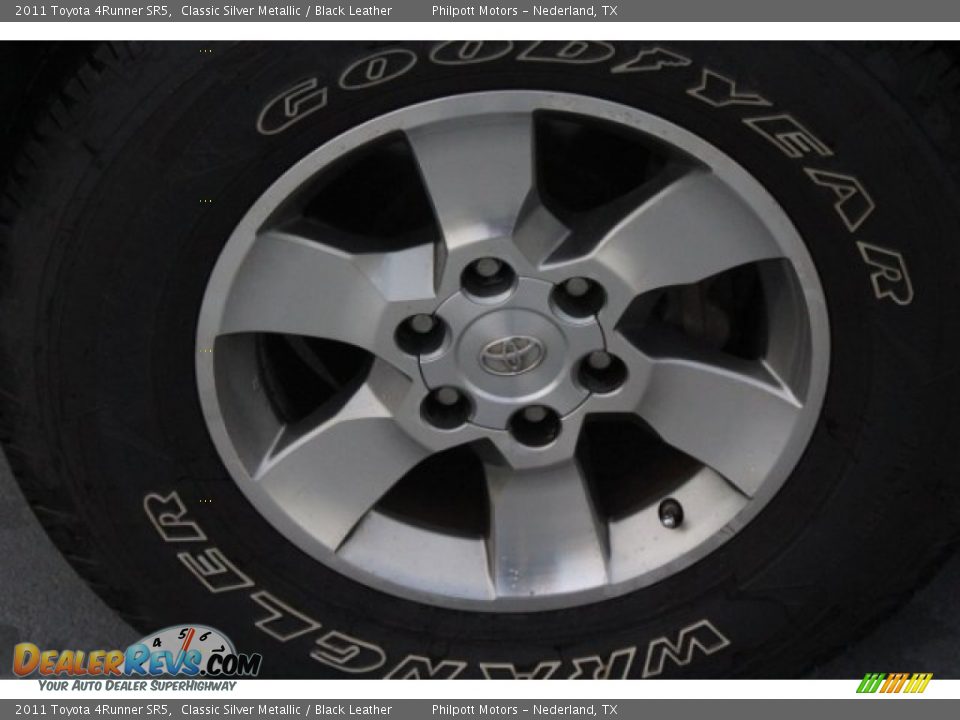 2011 Toyota 4Runner SR5 Classic Silver Metallic / Black Leather Photo #5