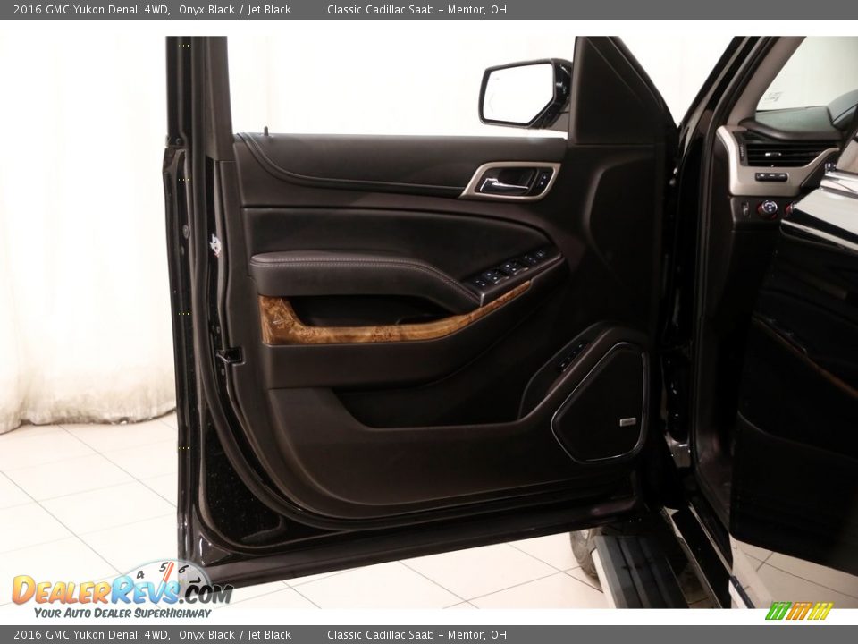 2016 GMC Yukon Denali 4WD Onyx Black / Jet Black Photo #4
