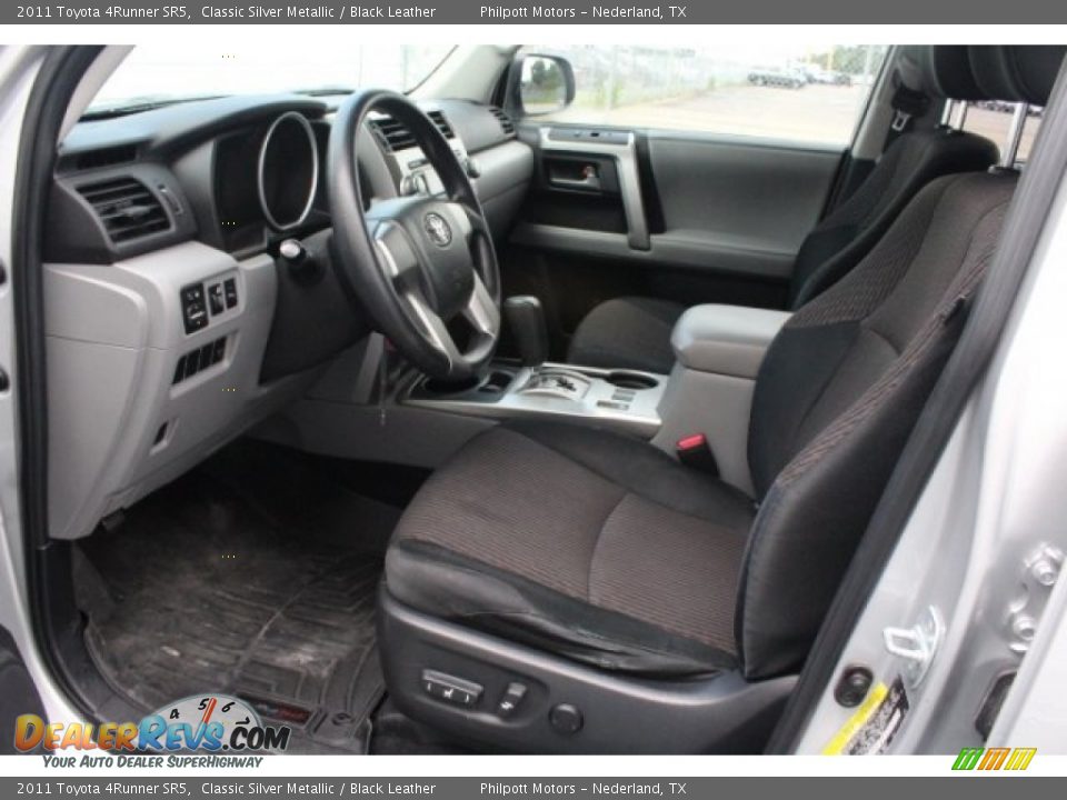 2011 Toyota 4Runner SR5 Classic Silver Metallic / Black Leather Photo #16