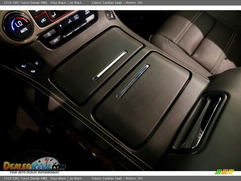 2016 GMC Yukon Denali 4WD Onyx Black / Jet Black Photo #18