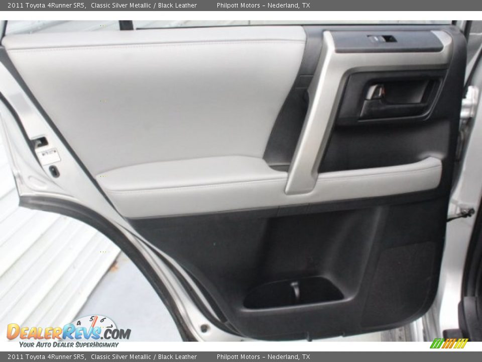 2011 Toyota 4Runner SR5 Classic Silver Metallic / Black Leather Photo #22