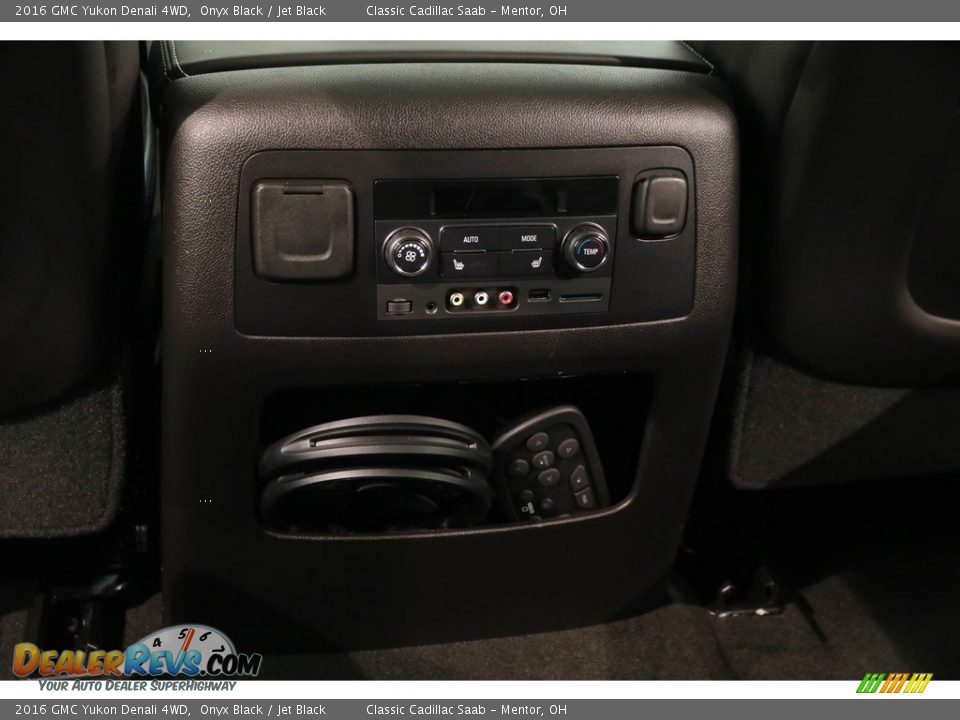 2016 GMC Yukon Denali 4WD Onyx Black / Jet Black Photo #27