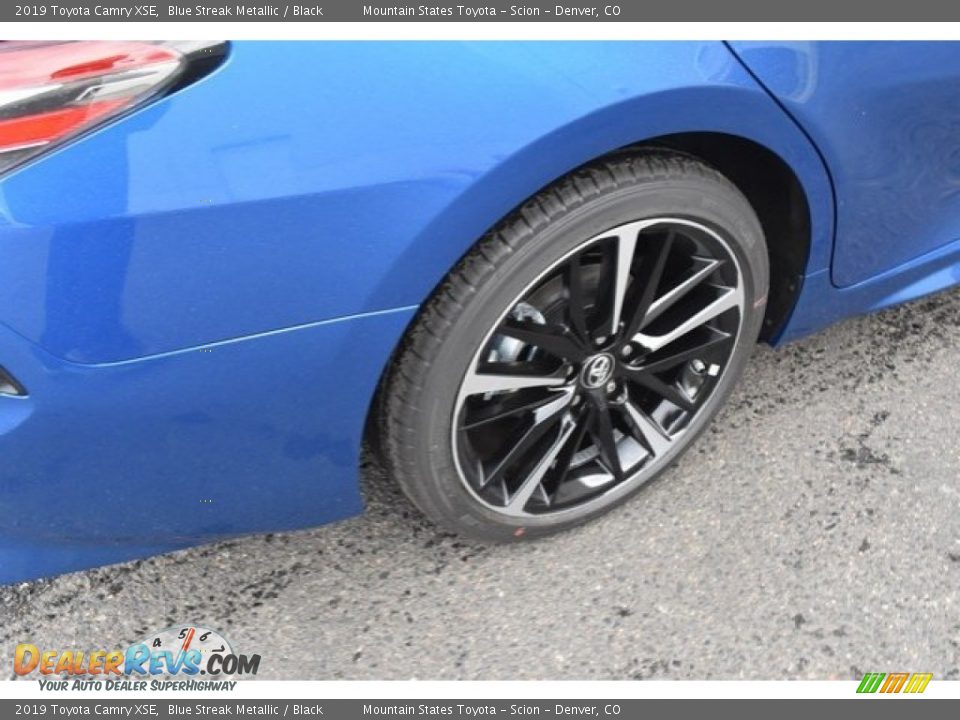 2019 Toyota Camry XSE Blue Streak Metallic / Black Photo #34