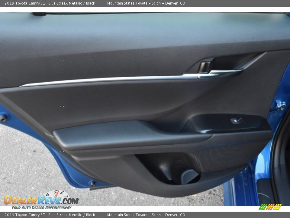 2019 Toyota Camry SE Blue Streak Metallic / Black Photo #21