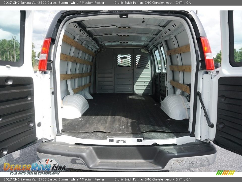 2017 GMC Savana Van 2500 Cargo Summit White / Medium Pewter Photo #14