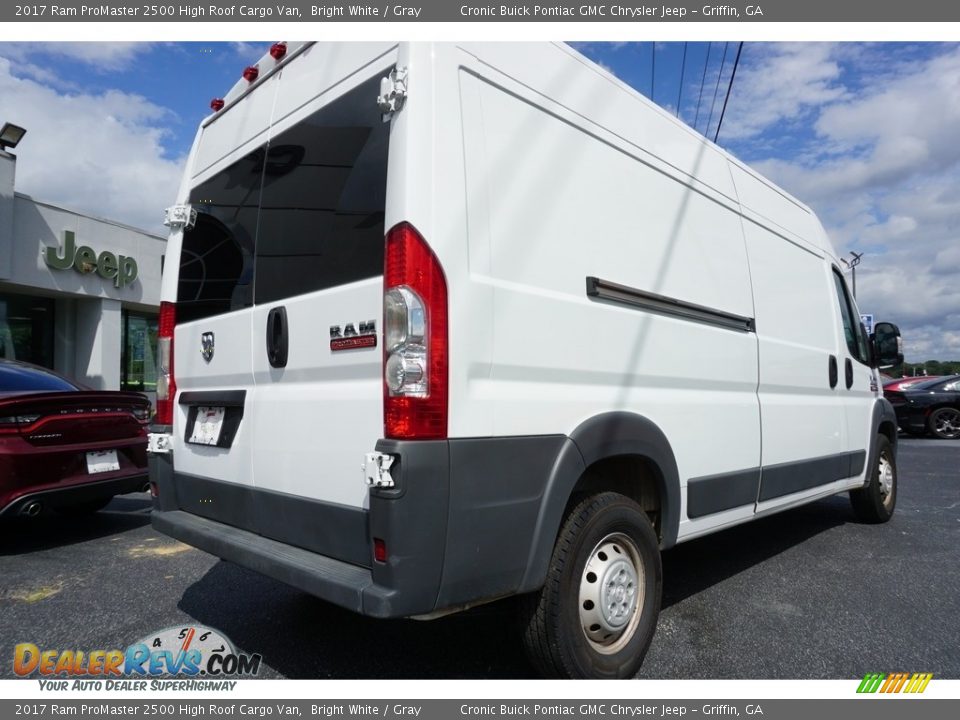2017 Ram ProMaster 2500 High Roof Cargo Van Bright White / Gray Photo #10