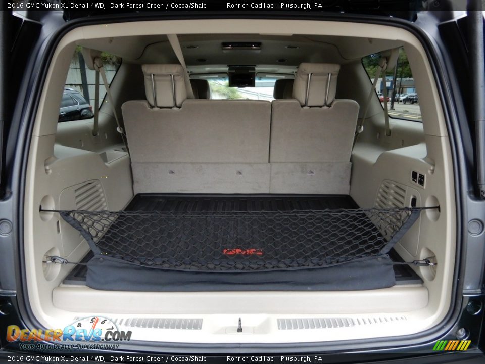 2016 GMC Yukon XL Denali 4WD Dark Forest Green / Cocoa/Shale Photo #16