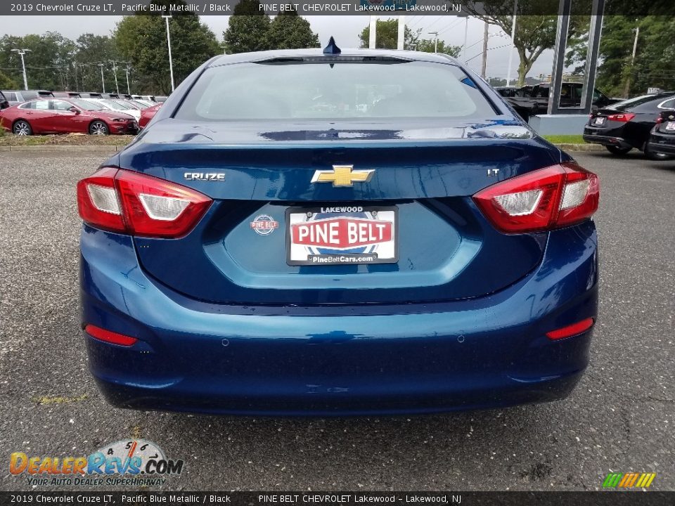2019 Chevrolet Cruze LT Pacific Blue Metallic / Black Photo #5