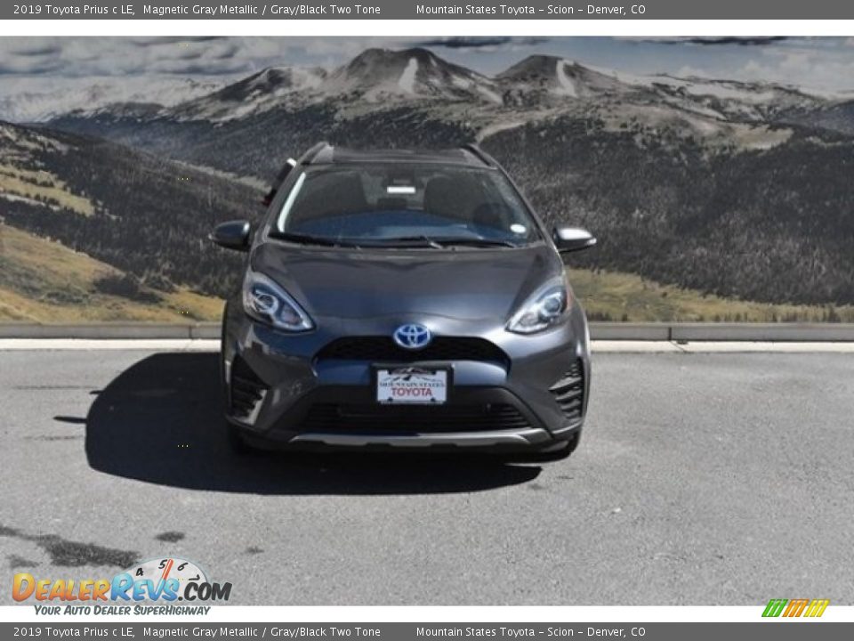 2019 Toyota Prius c LE Magnetic Gray Metallic / Gray/Black Two Tone Photo #2