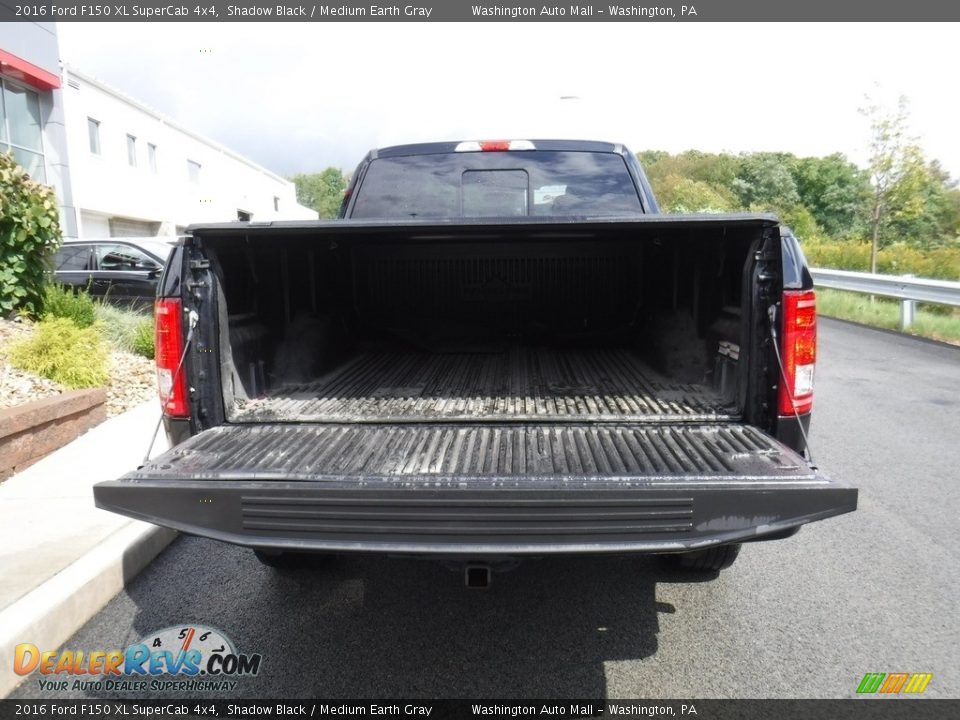 2016 Ford F150 XL SuperCab 4x4 Shadow Black / Medium Earth Gray Photo #11