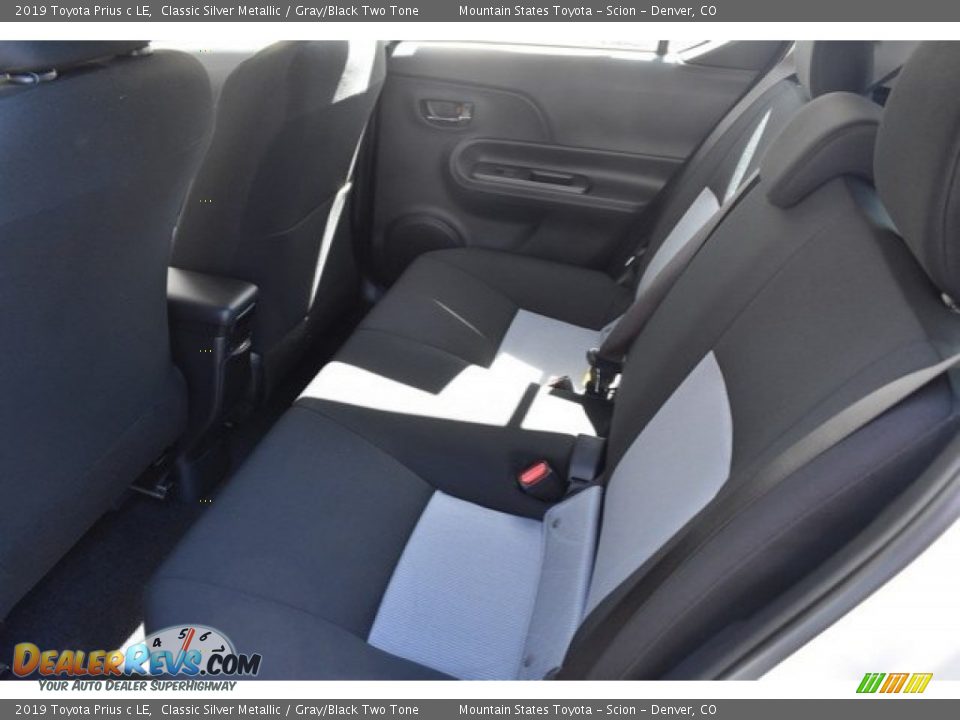 2019 Toyota Prius c LE Classic Silver Metallic / Gray/Black Two Tone Photo #14