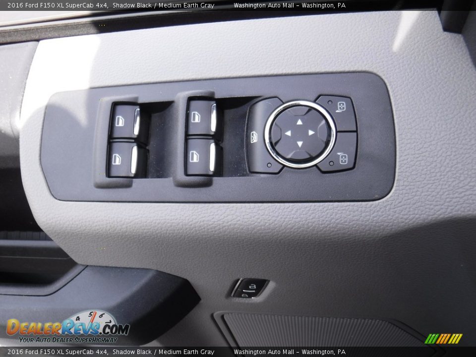 2016 Ford F150 XL SuperCab 4x4 Shadow Black / Medium Earth Gray Photo #16