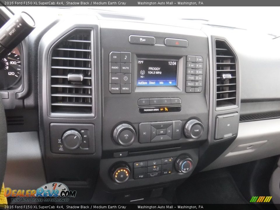 2016 Ford F150 XL SuperCab 4x4 Shadow Black / Medium Earth Gray Photo #17