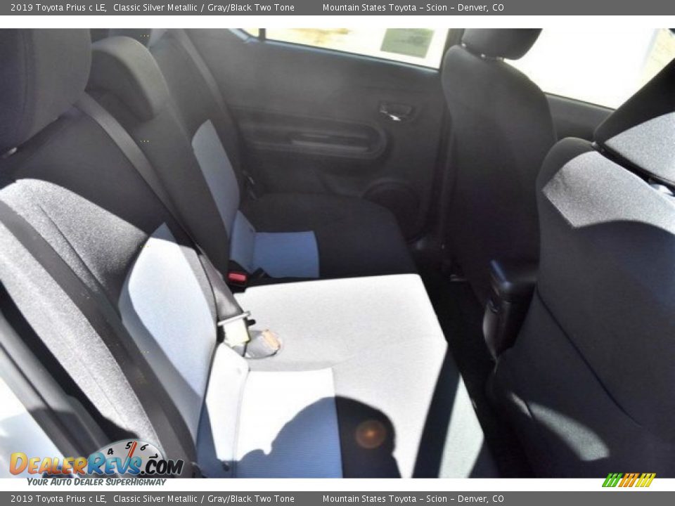 2019 Toyota Prius c LE Classic Silver Metallic / Gray/Black Two Tone Photo #17