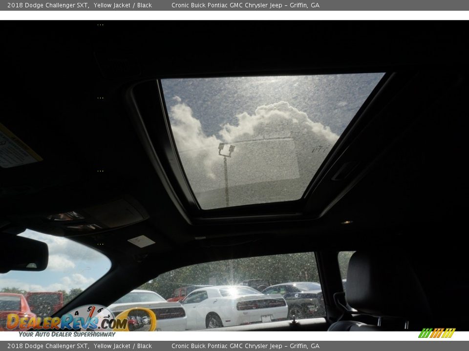 2018 Dodge Challenger SXT Yellow Jacket / Black Photo #5