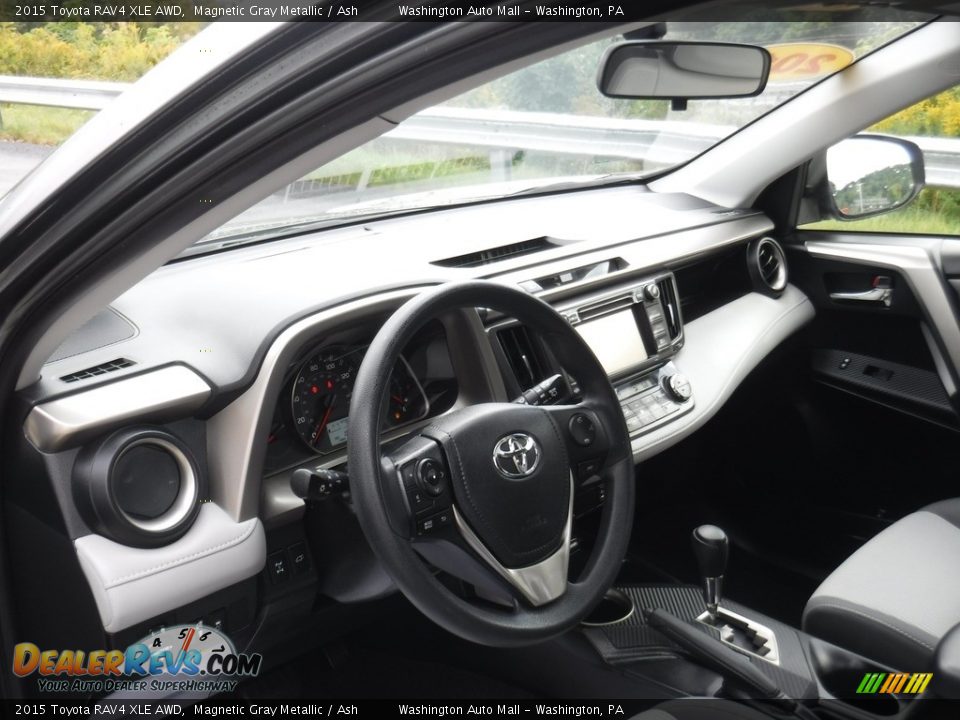2015 Toyota RAV4 XLE AWD Magnetic Gray Metallic / Ash Photo #11