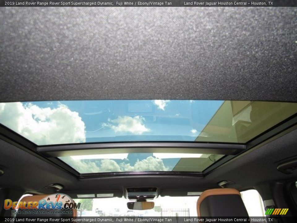 Sunroof of 2019 Land Rover Range Rover Sport Supercharged Dynamic Photo #18