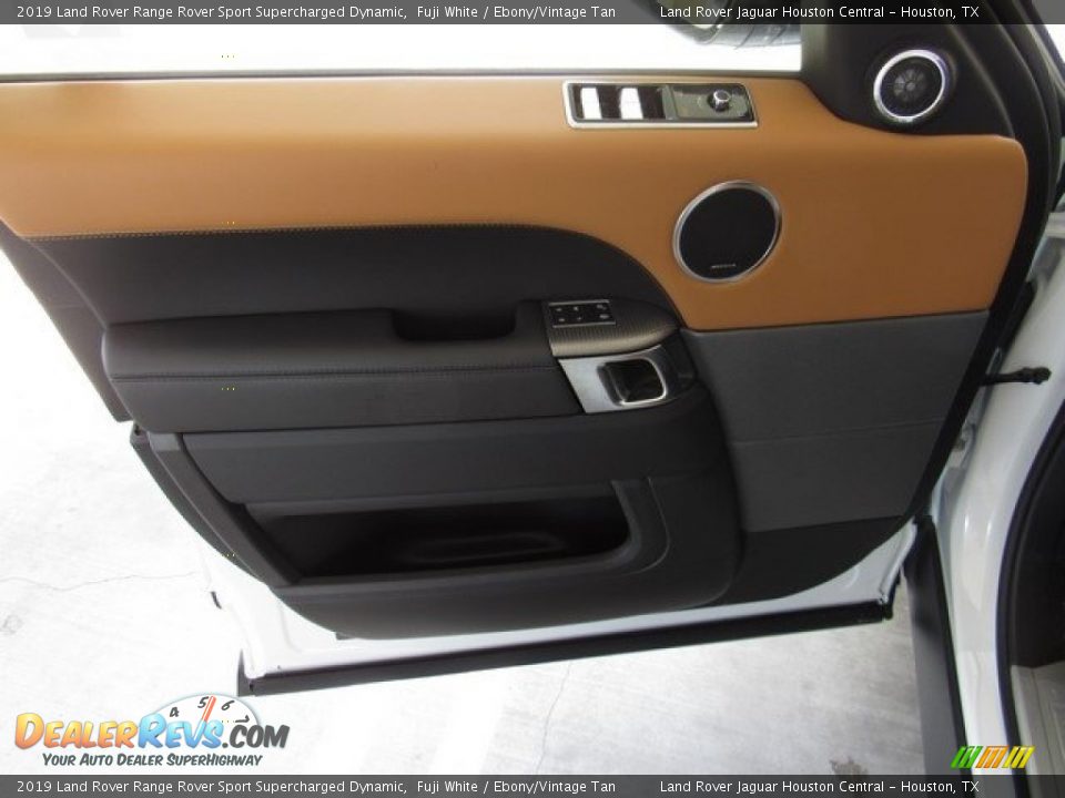 Door Panel of 2019 Land Rover Range Rover Sport Supercharged Dynamic Photo #23