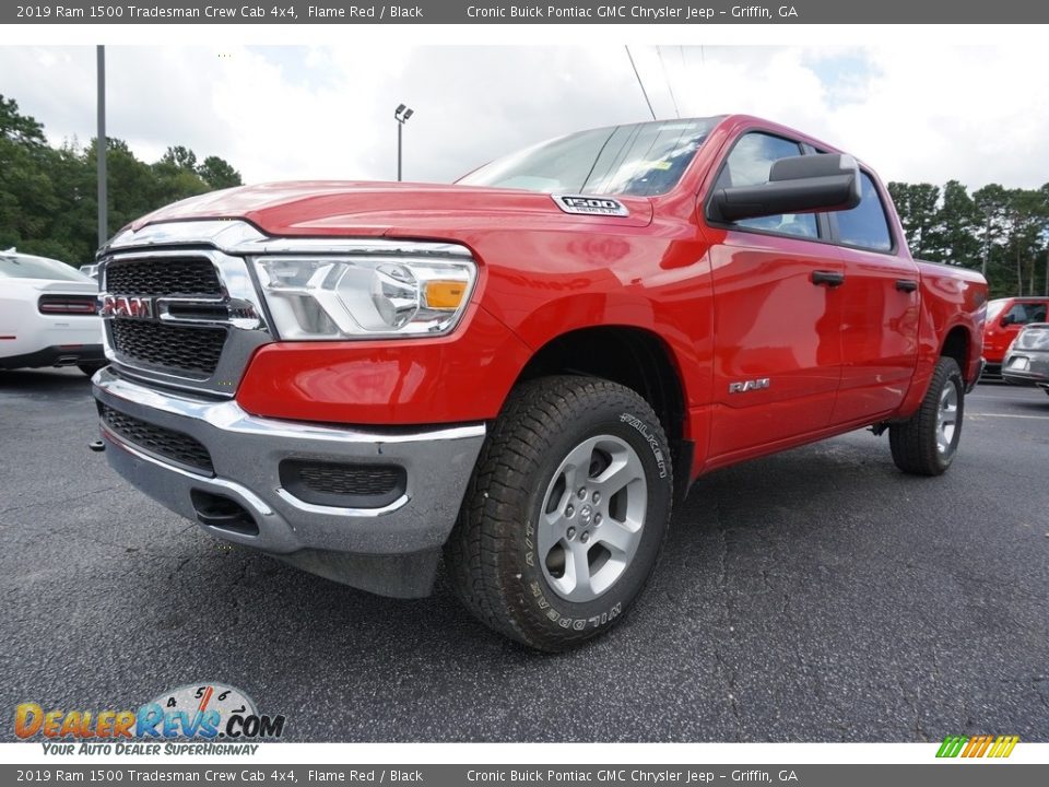 Front 3/4 View of 2019 Ram 1500 Tradesman Crew Cab 4x4 Photo #3