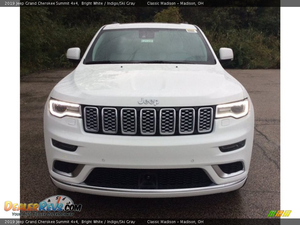 2019 Jeep Grand Cherokee Summit 4x4 Bright White / Indigo/Ski Gray Photo #2