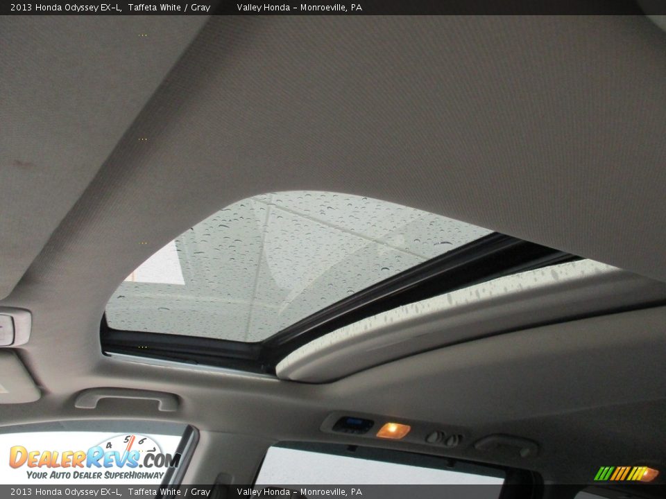 2013 Honda Odyssey EX-L Taffeta White / Gray Photo #10