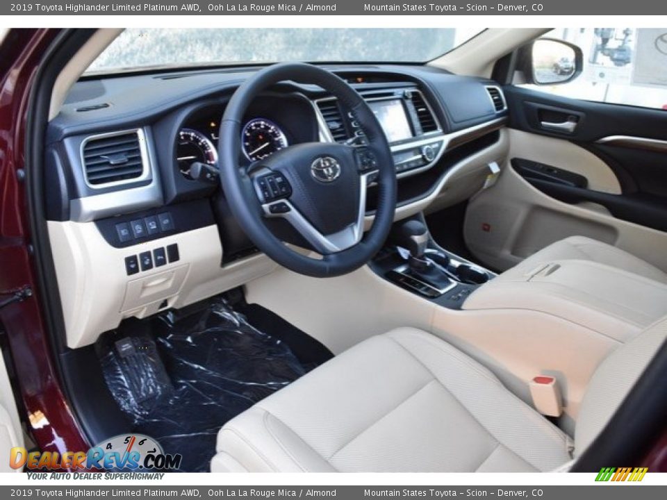Almond Interior - 2019 Toyota Highlander Limited Platinum AWD Photo #5