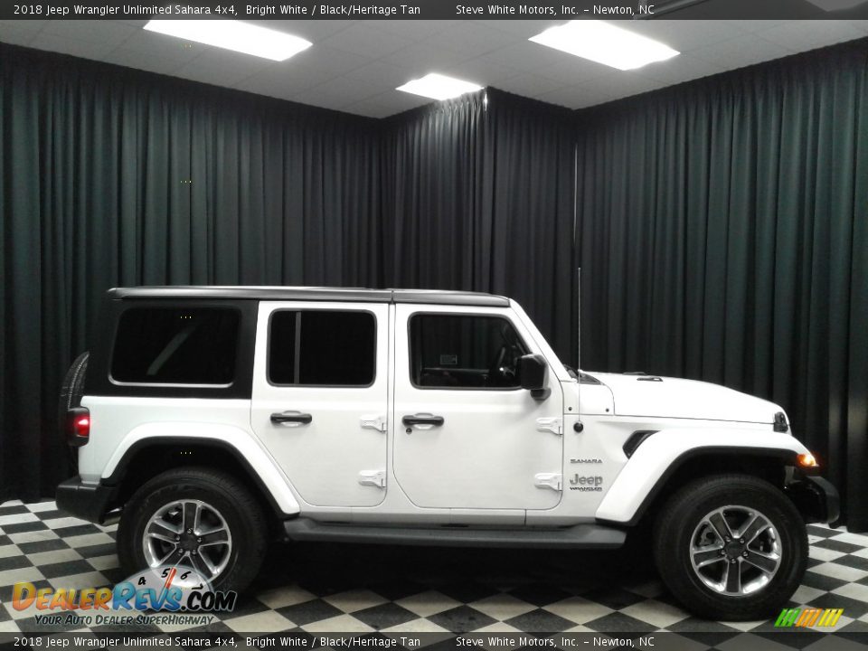 2018 Jeep Wrangler Unlimited Sahara 4x4 Bright White / Black/Heritage Tan Photo #5