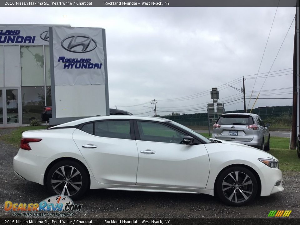 2016 Nissan Maxima SL Pearl White / Charcoal Photo #3