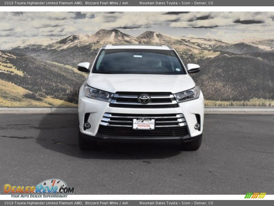 2019 Toyota Highlander Limited Platinum AWD Blizzard Pearl White / Ash Photo #2
