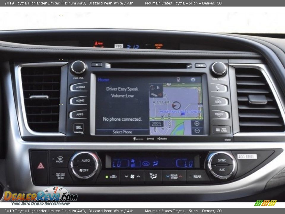 Navigation of 2019 Toyota Highlander Limited Platinum AWD Photo #10